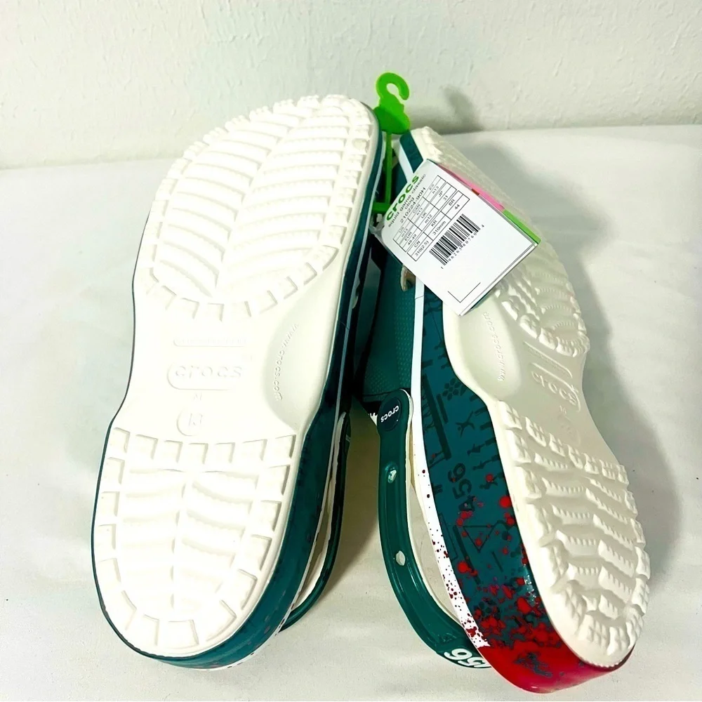 Crocs X Netflix Squid Game Classic Clog Mens Size 13 NWT Dark Green with Jibbitz